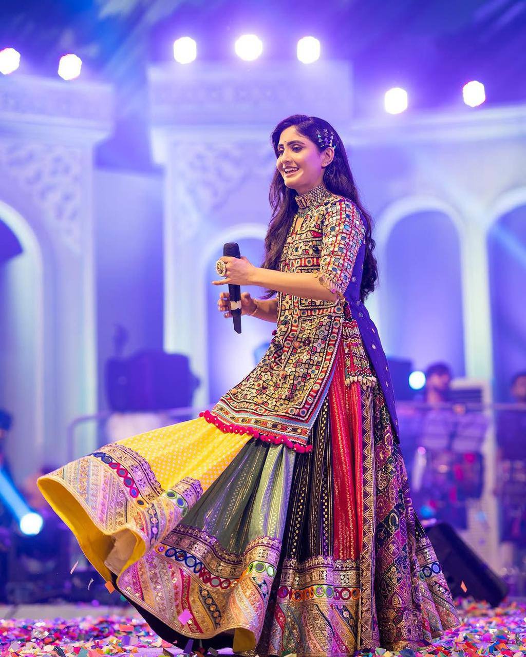 SPECIAL CELEBRITY TRENDING NAVRATRI SPECIAL CHANIYA CHOLI β€οΈπ